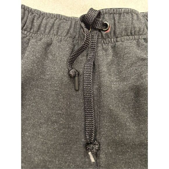 Nike Dri Fit dark gray exercise shorts size Small cotton logo right leg good - Picture 9 of 9